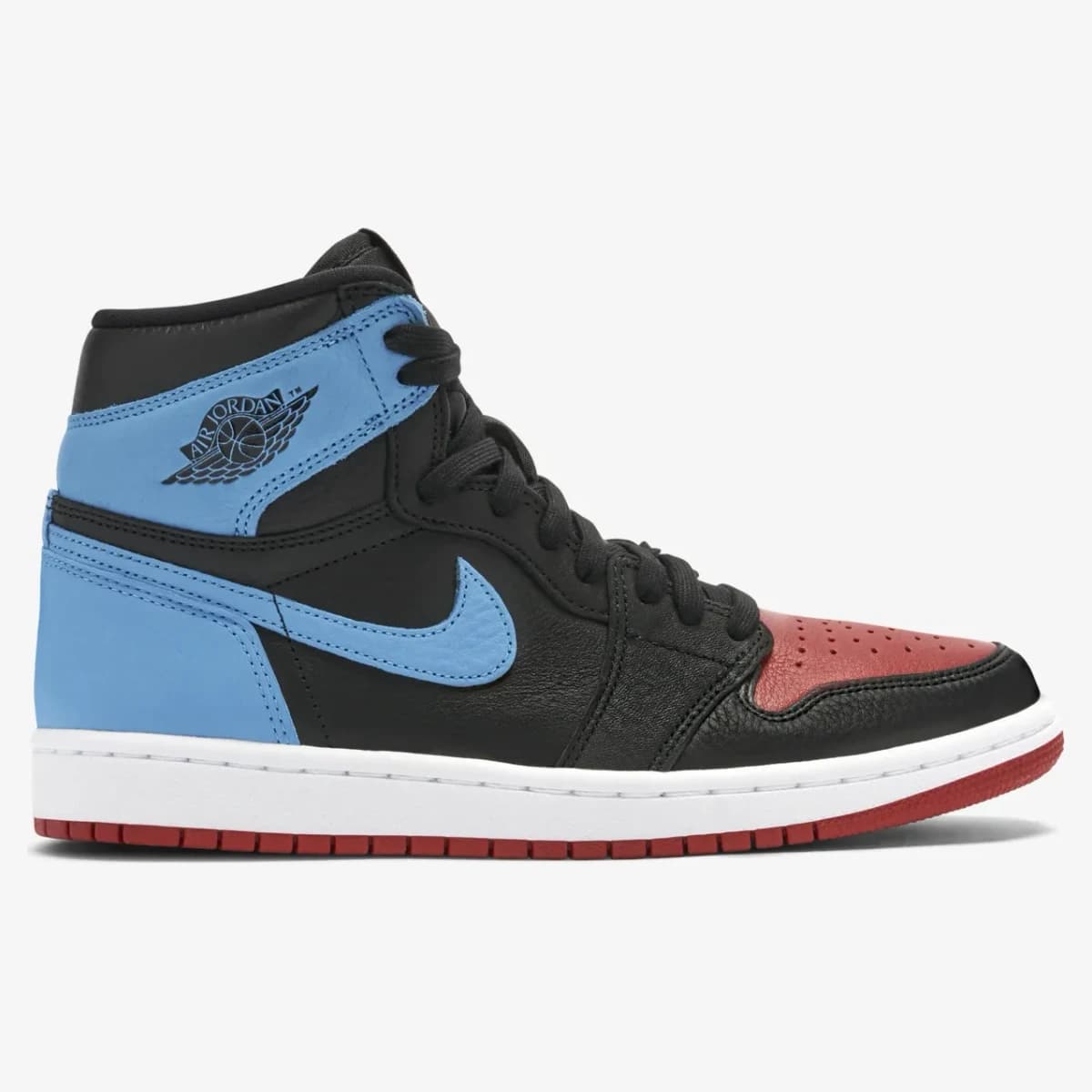 Air Jordan 1 High NC to Chi. Vista 1 del modelo. Imagen de catálogo del producto.
