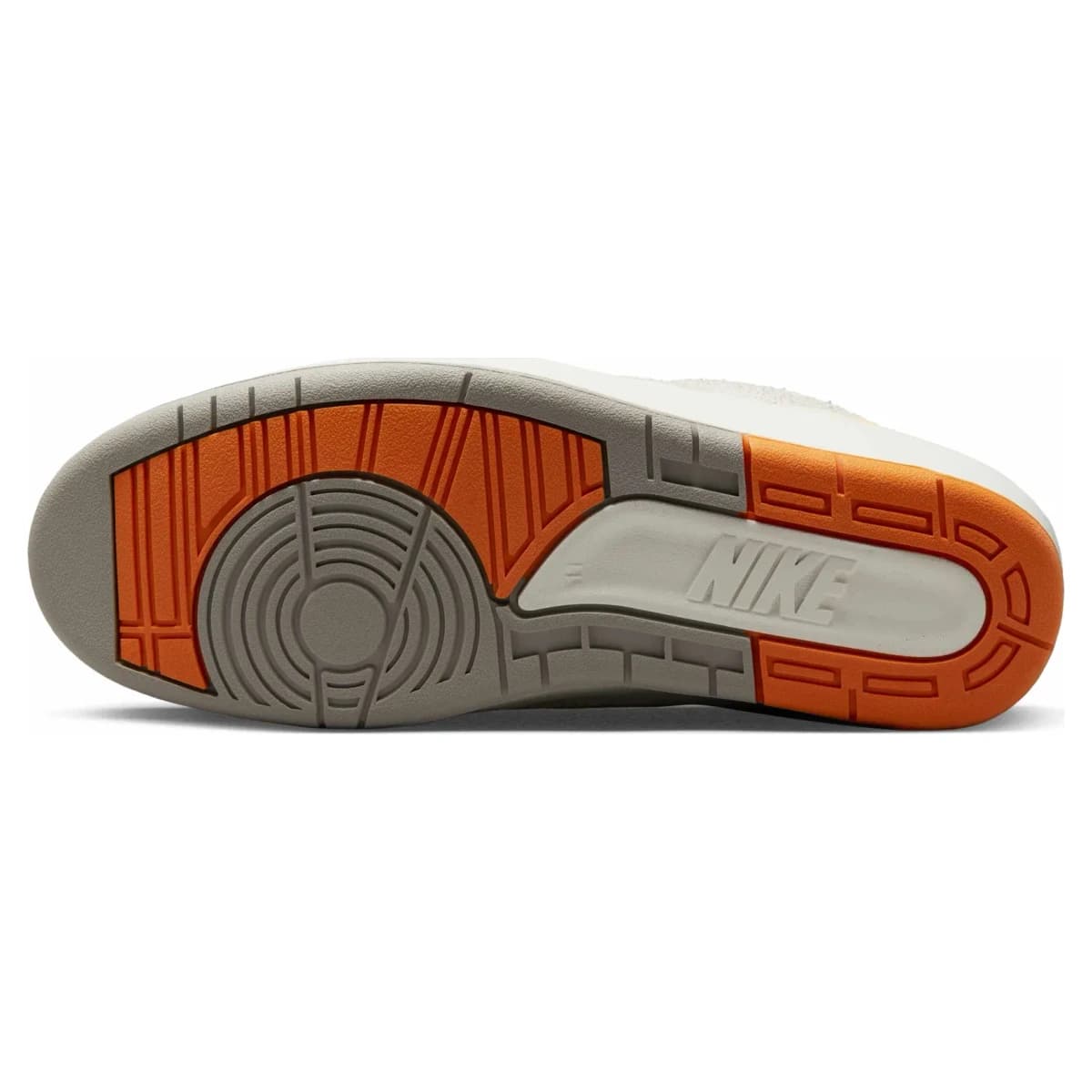 Air Jordan 2 Low Melon Tint. Vista 2 del modelo. Imagen de catálogo del producto.
