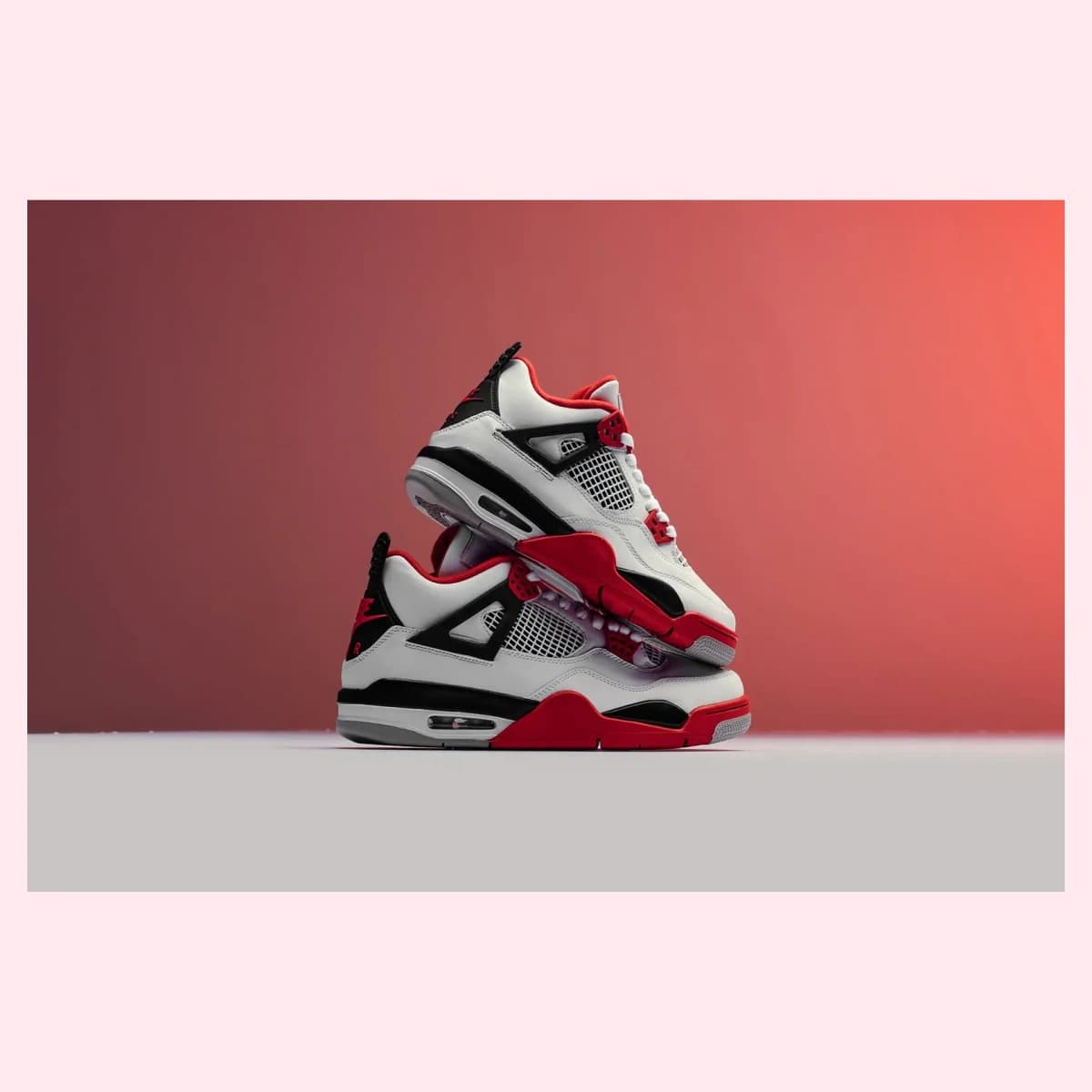 Air Jordan 4 Fire Red. Vista 1 del modelo. Imagen de catálogo del producto.