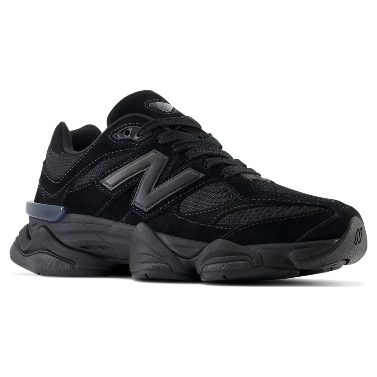 New Balance 9060 Black with Phantom and Magnet. Vista 2 del modelo. Imagen de catálogo del producto.