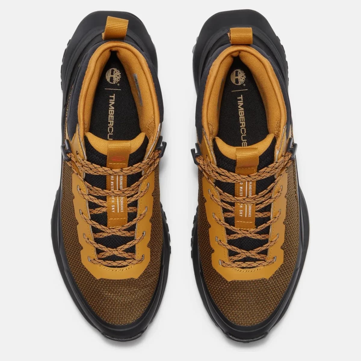 Timberland Mid Sneaker Wheat Mesh. Vista 2 del modelo. Imagen de catálogo del producto.
